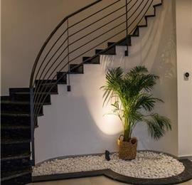 Luxury 5-Bedroom Villa with Sea-Views and Infinity Pool near Dubrovnik – Sleeps 10